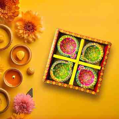 Kreyam's Traditional Diya For Diwali Pooja set 4 Earthenware Table Diya Set(Height: 1 inch)