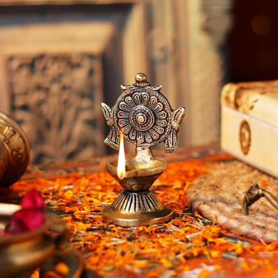 Sunpic Brass Table Diya(Height: 5.5 inch)