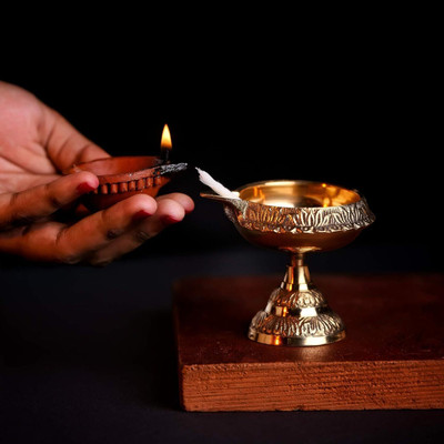 Chkoteravatiya pure brass stand kuber diya for pooja Brass Table Diya(Height: 2.5 inch)