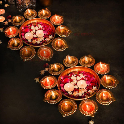 INSTORE DECORATIVE URLI BOWL WITH 10 OIL DIYA FOR FLOATING FLOWERS AND TEALIGHT CANDLES Iron (Pack of 2) Table Diya Set(Height: 1 inch)