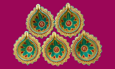 JustWe JW1008 Earthenware (Pack of 5) Table Diya Set(Height: 1 inch)