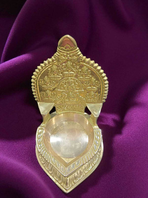 DiyamartOnline DiyamartOnline Brass Astalakshmi Vilakku Brass Table Diya(Height: 7.25 inch)