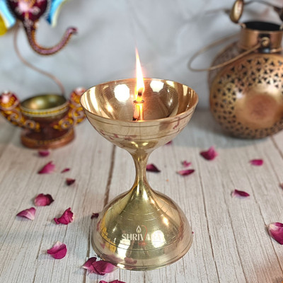shrivara 15 cm Traditional Brass Akhand Jyot Diya for Pooja and Festivals Brass Table Diya(Height: 5.91 inch)