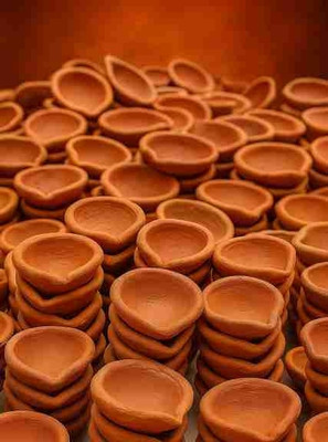 Rakomari Store Terracotta (Pack of 51) Table Diya Set(Height: 1 inch)