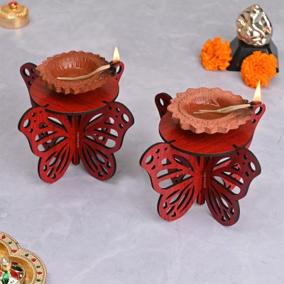 GIFT KYA DE Diya Stand Butterfly Design Deepam Stand Handcrafted For Pooja Decoration - Red Wood (Pack of 2) Table Diya Set(Height: 4 inch)