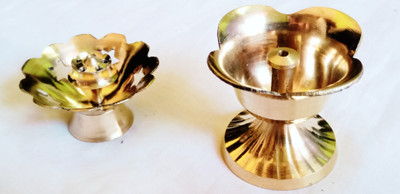 krishna traders Brass Design Diya with Agarvati Stand Brass (Pack of 2) Table Diya Set(Height: 3 inch)
