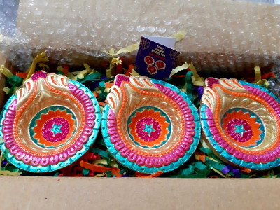 JustWe JW1000 Earthenware (Pack of 3) Table Diya Set(Height: 1 inch)