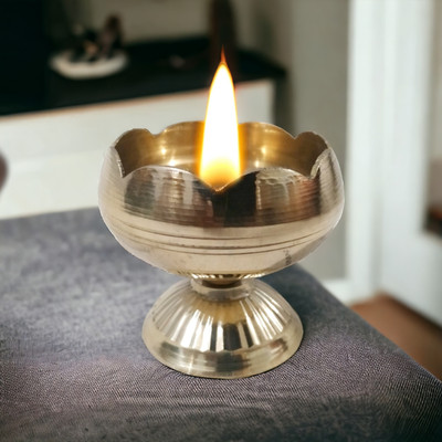 Asha Enchant Decor Pure Brass Deepak Home Temple Decor Puja Item Tomato Shape Diya Brass Table Diya(Height: 2 inch)