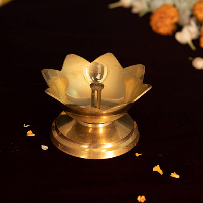 ServDharm Kamal Nanda Table Deepak, 2.8 inches, Pack of 1 pcs Big Size 160 Gms Brass Table Diya(Height: 2.8 inch)