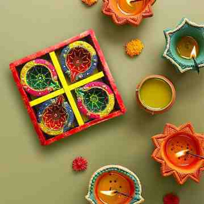 Kreyam's Traditional Decorative Clay Diya Pooja set 4 Earthenware Table Diya Set(Height: 1 inch)