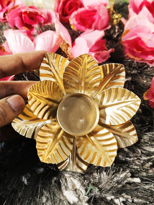 ZUNISHOP Golden Shiny Finish Flower Diya / Home,Office, Decorative Flower Design Diya Iron Table Diya(Height: 4.5 inch)