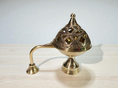 swarnabrass Elegant Room Decoration Dhupdani | Brass Loban Dhoop Dani for Pooja Mandir Brass Table Diya(Height: 5.5 inch)