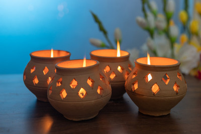 Karru Krafft Karru Krafft Clay Terracotta Wax Diya set of 4 for Navaratri Diya, Diwali Diya Terracotta Table Diya Set(Height: 5 inch)