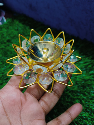 Venusco Vensuco Pure Brass Craft Diya for Puja Brass Table Diya(Height: 3.5 inch)