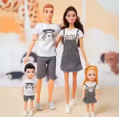 FUN n STYLE Family Doll Set – 4 Dolls with Mom Dad & 2 Kids in Random Dress for Play(Multicolor)