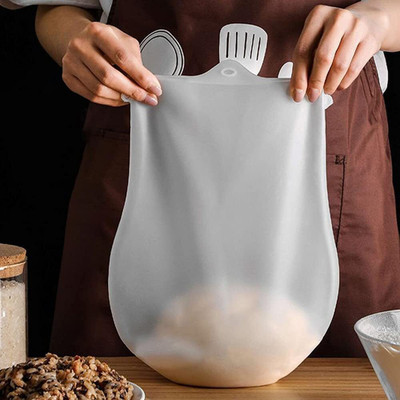 MORLI ENTERPRISE Atta Kneading Dough Maker Bag, Silicone Preservation Magic Kneading Bag Silicone Spiral Dough Maker(Multicolor)