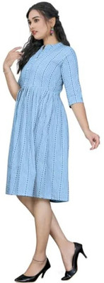 Icon Fashiongf Women Self Design A-line Kurta(Blue)