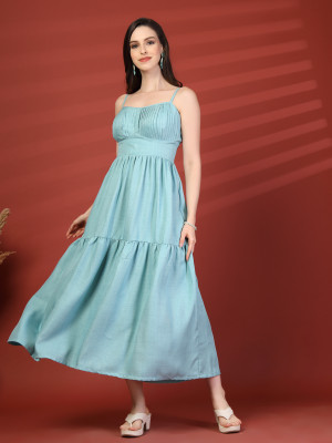 PLUSS Women Fit and Flare Blue Knee Length Dress