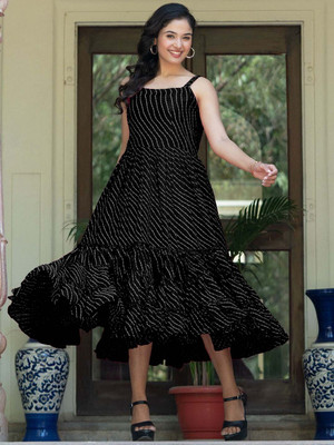 PuriMaa Women Fit and Flare Black Maxi/Full Length Dress
