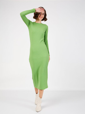 SASSAFRAS Women Bodycon Green Midi/Calf Length Dress