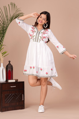 Pasovi Party Printed Women White Top