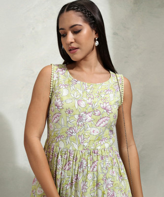 Vishudh Women Fit and Flare Green Midi/Calf Length Dress