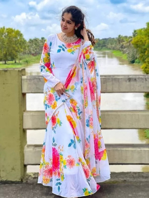Aarohi Fashion Women Fit and Flare White Midi/Calf Length Dress