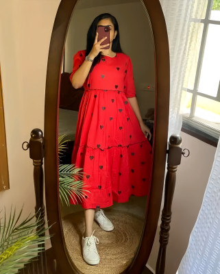 Shrishthi fashion Women Gown Red, Black Midi/Calf Length Dress