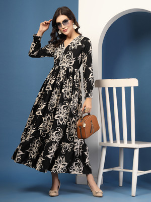 Daevish Women Fit and Flare Black Maxi/Full Length Dress