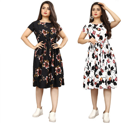 FashhionWorld Women Fit and Flare Multicolor Knee Length Dress