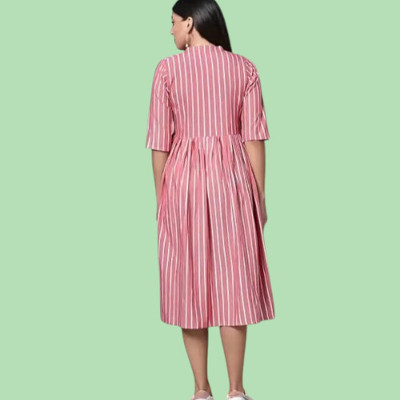 Texpa Pl Women Printed Straight Kurta(Blue, Pink)