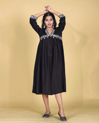 Sharleez Women A-line Black Midi/Calf Length Dress