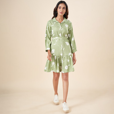 Akkriti by Pantaloons Women Tiered Light Green, White Below Knee Dress