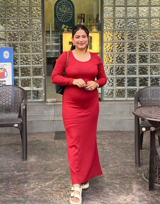 Selvia Women Bodycon Maroon Maxi/Full Length Dress