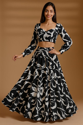 Sylora Women Fit and Flare Black Maxi/Full Length Dress