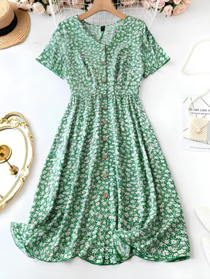 RIEKA Women Fit and Flare Green Midi/Calf Length Dress