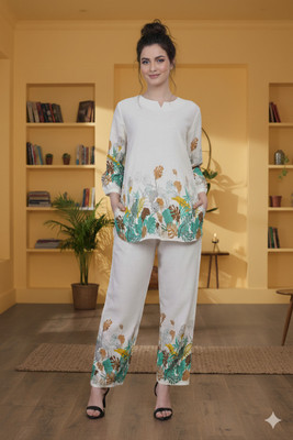 Belvik Women Two Piece Dress Dark Green, White Maxi/Full Length Dress