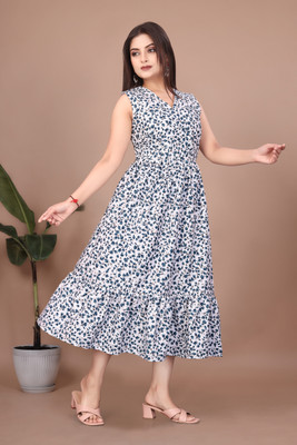 HIT FASHION HUB Women Fit and Flare Blue, White Midi/Calf Length Dress