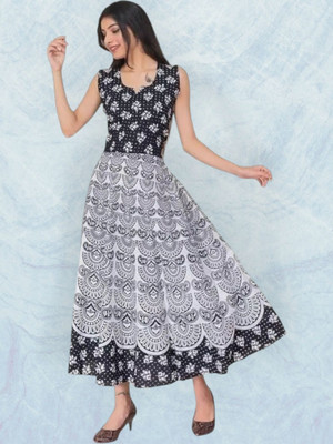 Tankavis Women Gown Black Knee Length Dress
