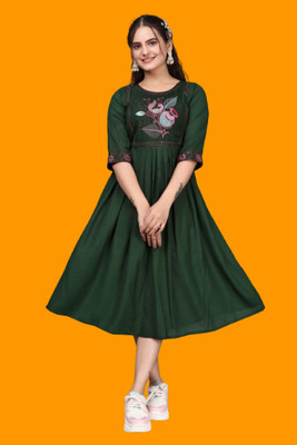 DICHIKA enterprise Women Fit and Flare Green Midi/Calf Length Dress