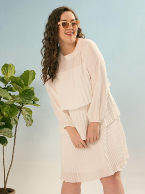 SASSAFRAS Curve Women Tiered White Above Knee/Mid Thigh Length Dress