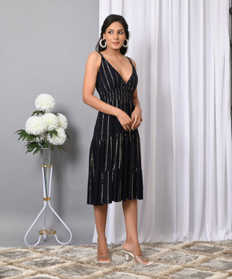 IQRAAR Women A-line Black Below Knee Dress