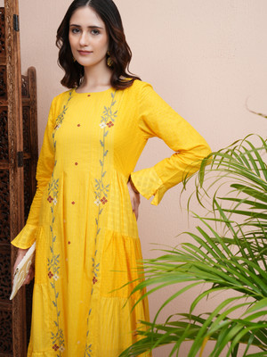 Vishudh Women A-line Yellow Midi/Calf Length Dress