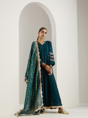Ishin Women Gown Green Maxi/Full Length Dress