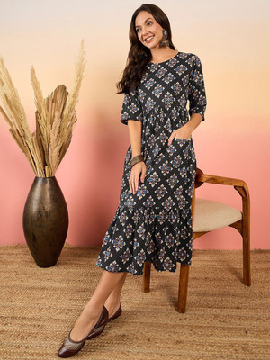 Sangria Women Fit and Flare Black Midi/Calf Length Dress
