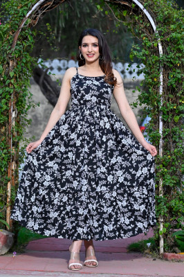 Khavas creations Women Gown Black Ankle Length Dress