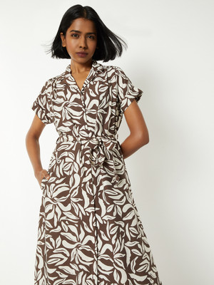 MAX Women A-line Brown, White Below Knee Dress