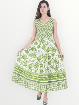 Tankavi Women Fit and Flare Green Knee Length Dress