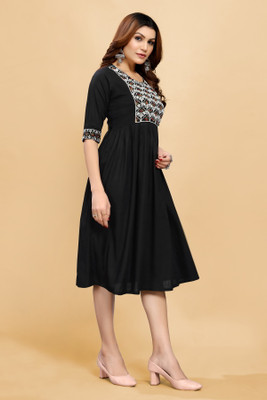 DICHIKA enterprise Women Fit and Flare Black Below Knee Dress