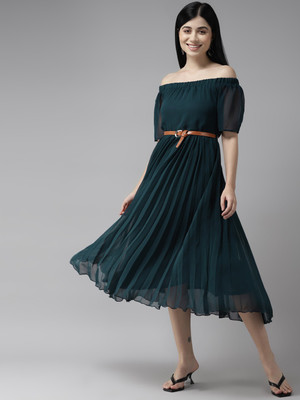 Aarika Women Skater Green Midi/Calf Length Dress